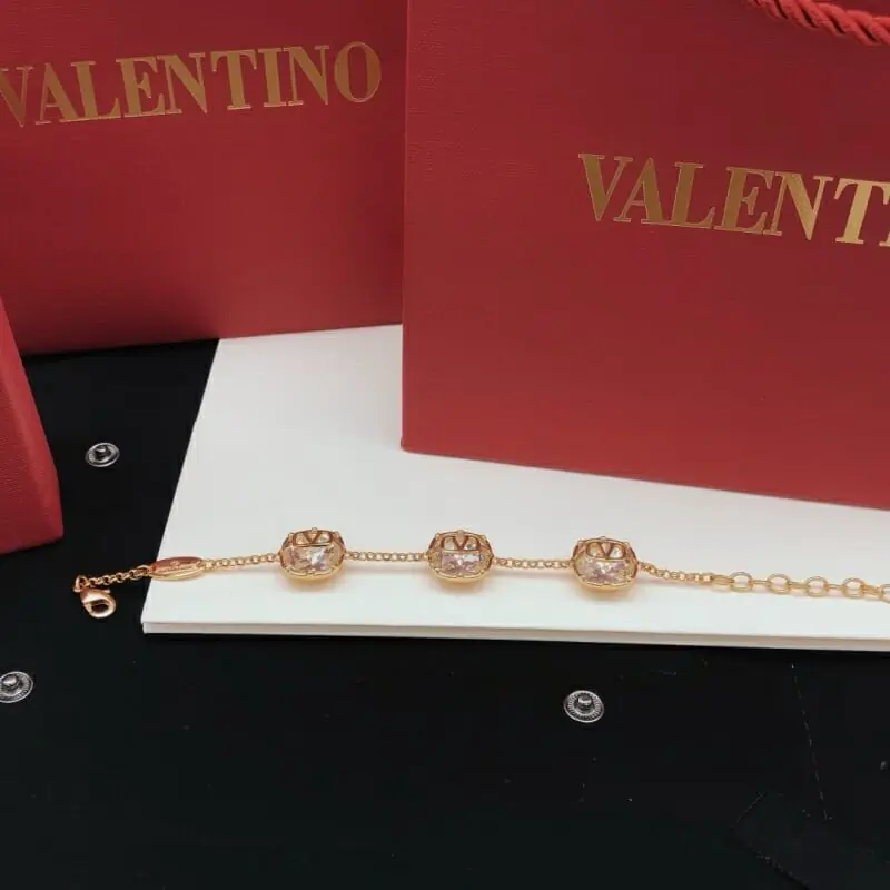 valentino bracelets pour femme s_12617754